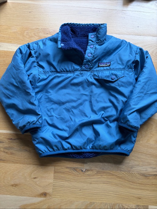Patagonia Other - Patagonia Kids Blue Pullover Puffer Jacket with Navy Fleece size 4